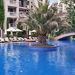 Kalia D11 Sunny Apartamento